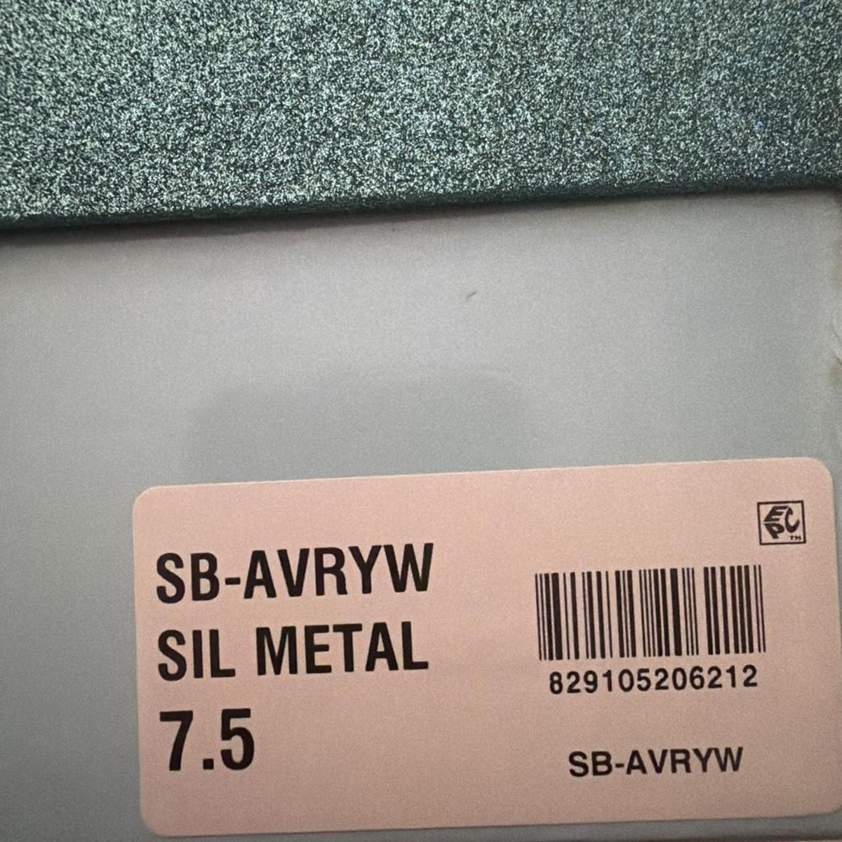 Blue by Betsey Johnson Silver Metallic Glitter Pointed Toe Heels Size 7.5