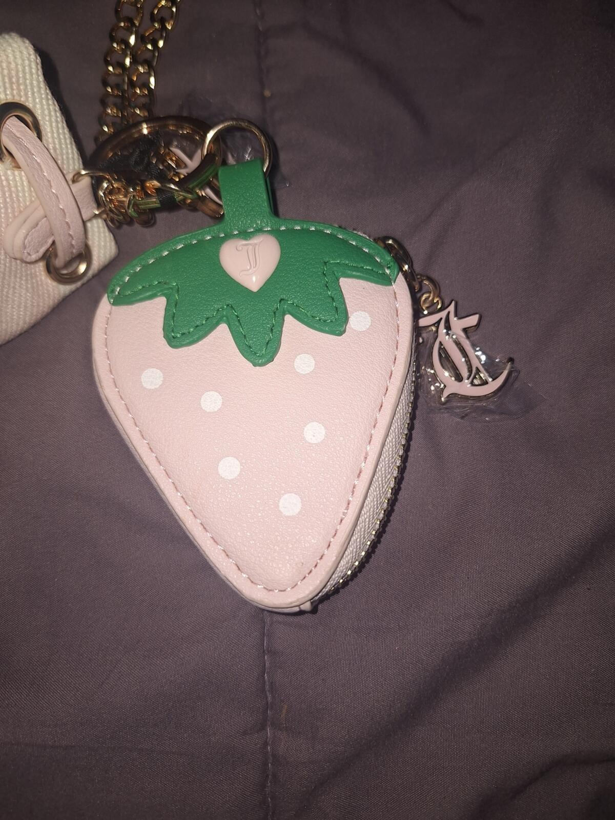 NWT Juicy Couture Exclusive Micro Canvas Bucket Bag Charm Set Strawberry