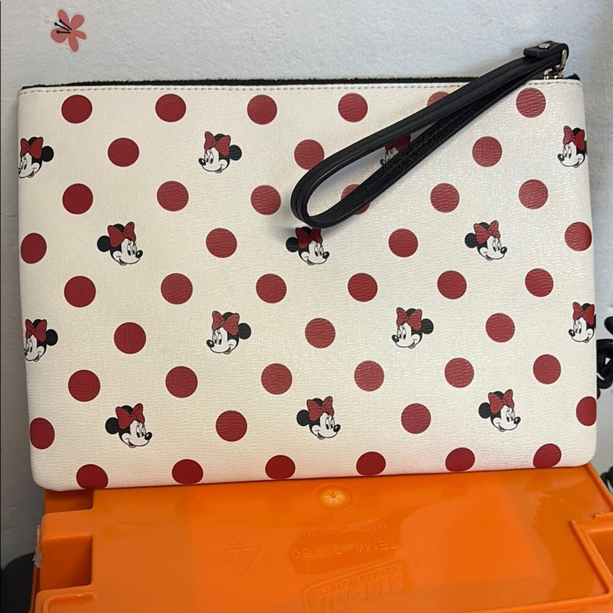 Kate Spade Disney Minnie Mouse Love My Dots Wristlet Pouch Clutch NWOT