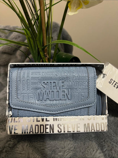 Steve Madden Denim Blue Boxed Brett Wallet - New With Tags