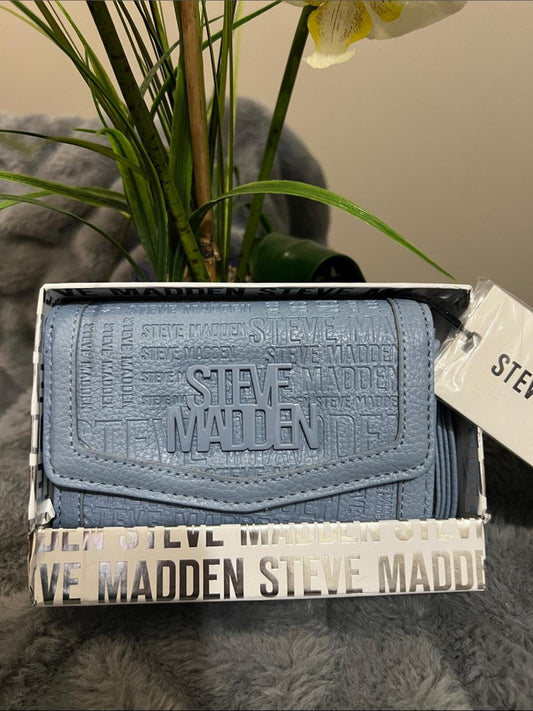 Steve Madden Denim Blue Boxed Brett Wallet - New With Tags