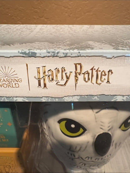 Wizarding World Of Harry Potter ! Warner Bros. Harry Potter NIB White