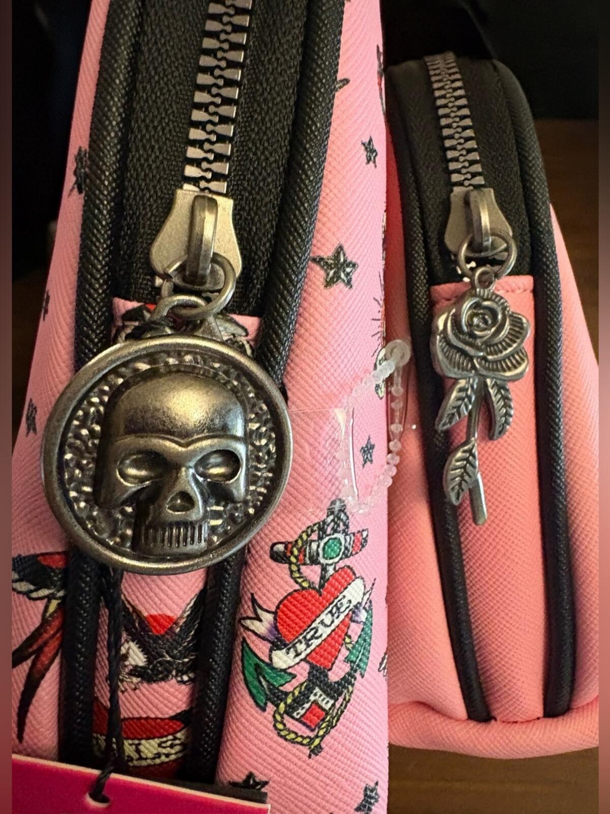 Ed Hardy Pink Cosmetic Case 2 Piece Set Love Heart Bow NWT