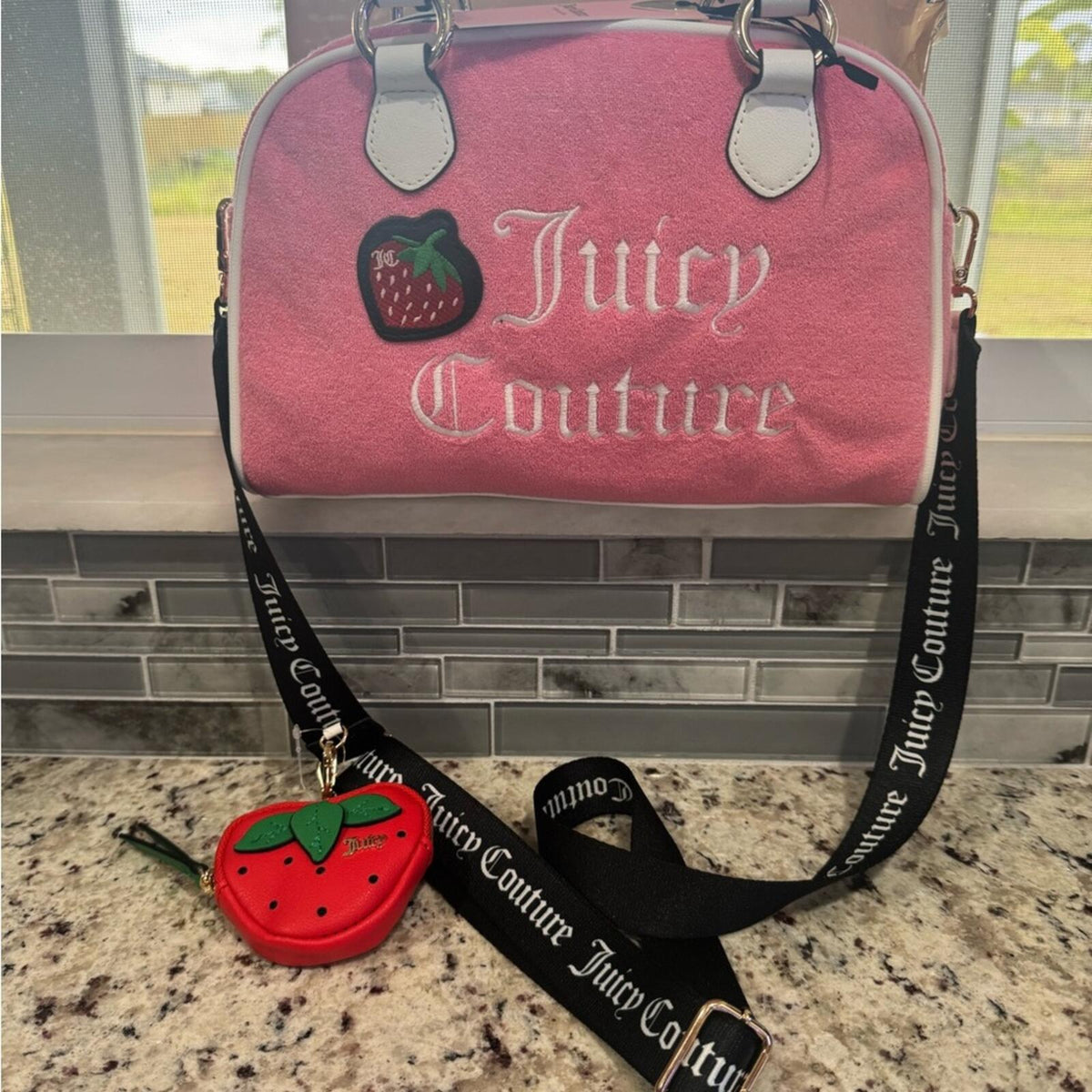 Exclusive Juicy Couture sweet and juicy 🍓🍓🍓bag w/ Strawberry Coin Purse
