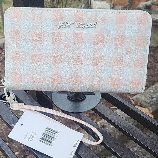 Betsey Johnson Pink and White Gingham Check Zip-Around Wristlet Wallet nwt