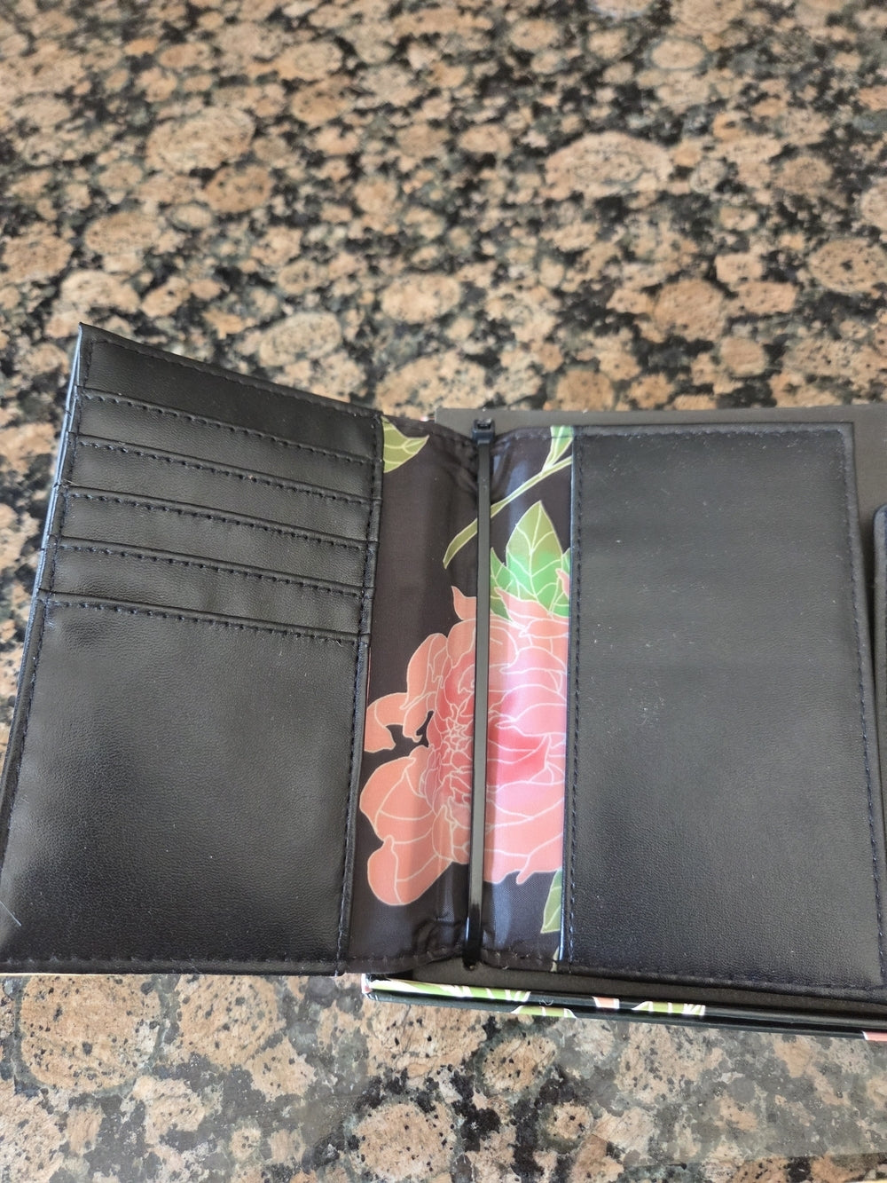 Trina Turk Black Quilted Leather Travel Wallet with Luggage Tag - New with Tags