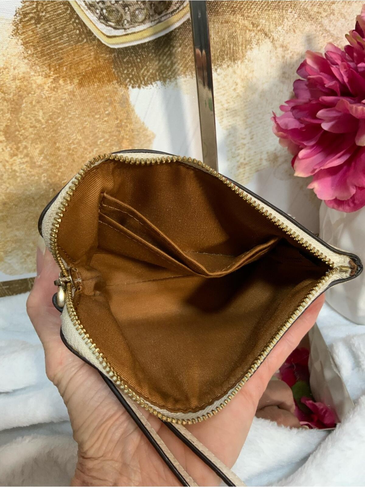 Coach Cream Apple Print Zip Wristlet Wallet