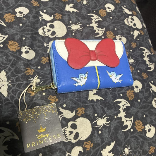 Loungefly Disney Princess Snow White & Bambi Zip Wallet - New With Tags