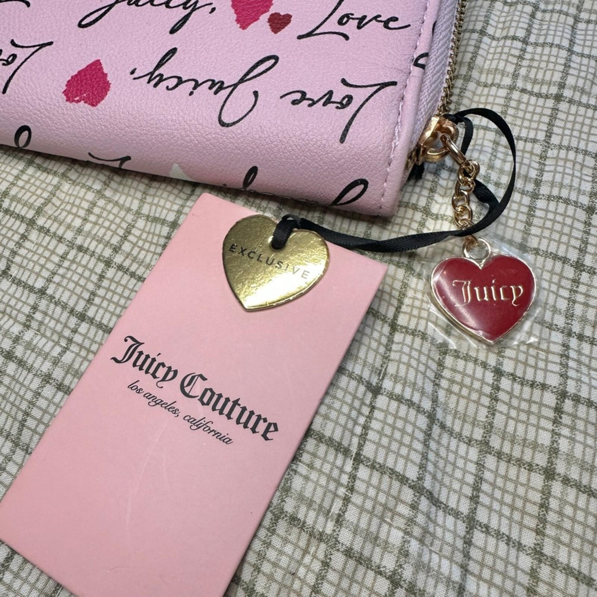 Exclusive Juicy Couture Pink Heart Print Zip Wallet with Gold Logo Charm