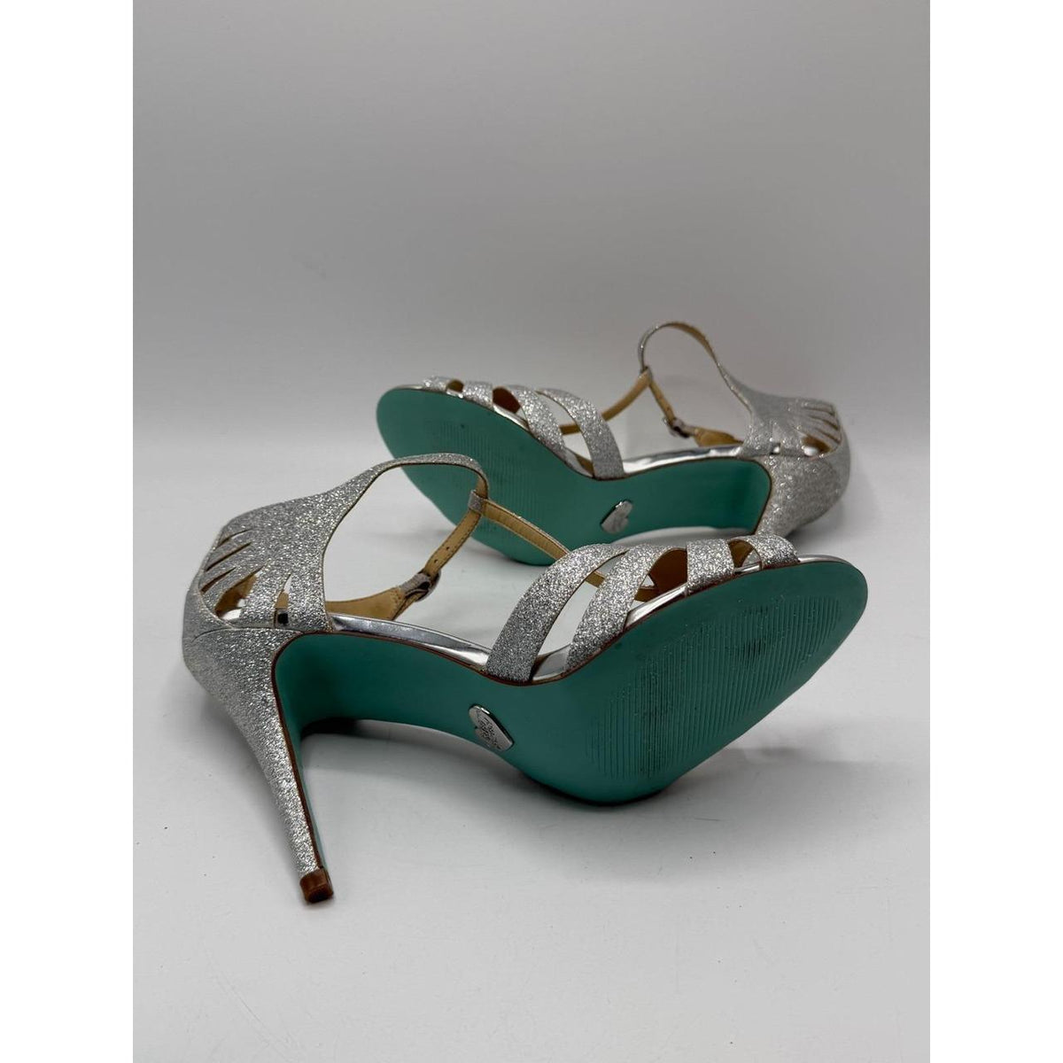 Blue by Betsey Johnson SB-Tee Silver Glitter Strappy Heels Size 9.5