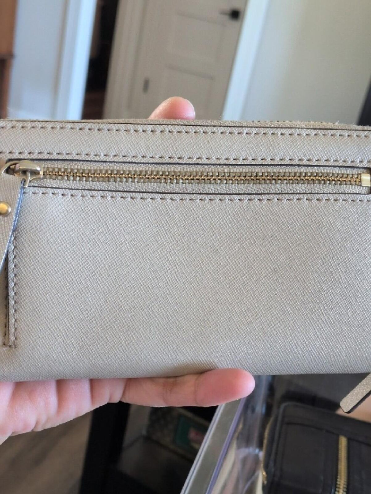 Kate Spade Staci Small Saffiano Leather Zip Around Bifold Wallet - Very Good