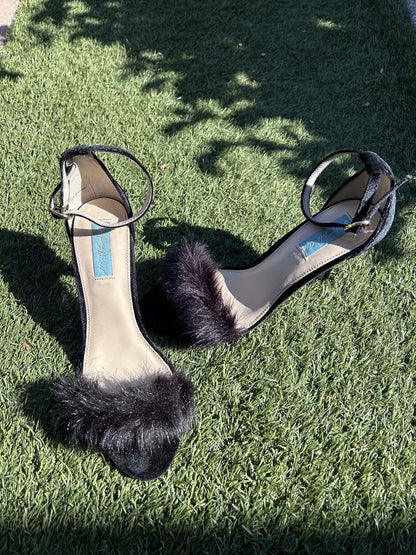 Betsey Johnson Black Faux Fur Ankle Strap Stiletto Sandal Heels Size 9
