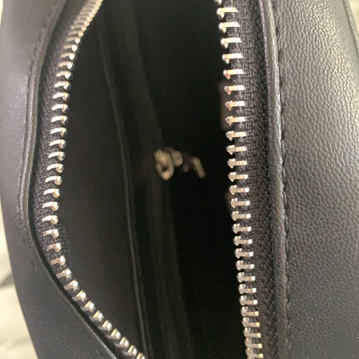 Badgley Mischka Black Vegan Leather Shoulder Bag with Chain Strap  nwt