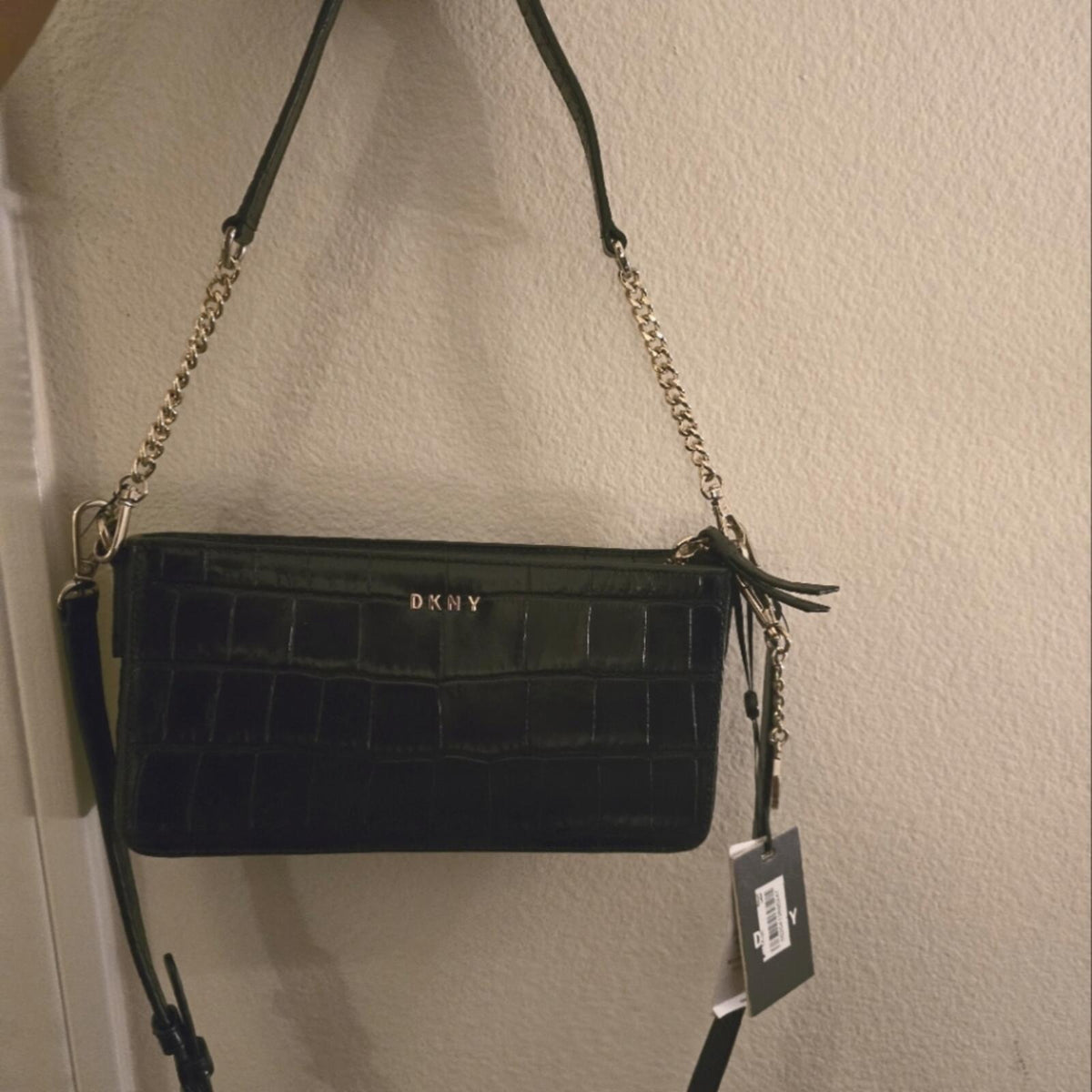 DKNY Black Croc Embossed Leather Crossbody Chain Strap NWT