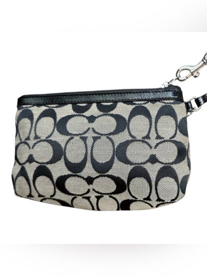 Coach Signature Beige and Black Wristlet Clutch Purse - Vintage Y2K Style Zip P…
