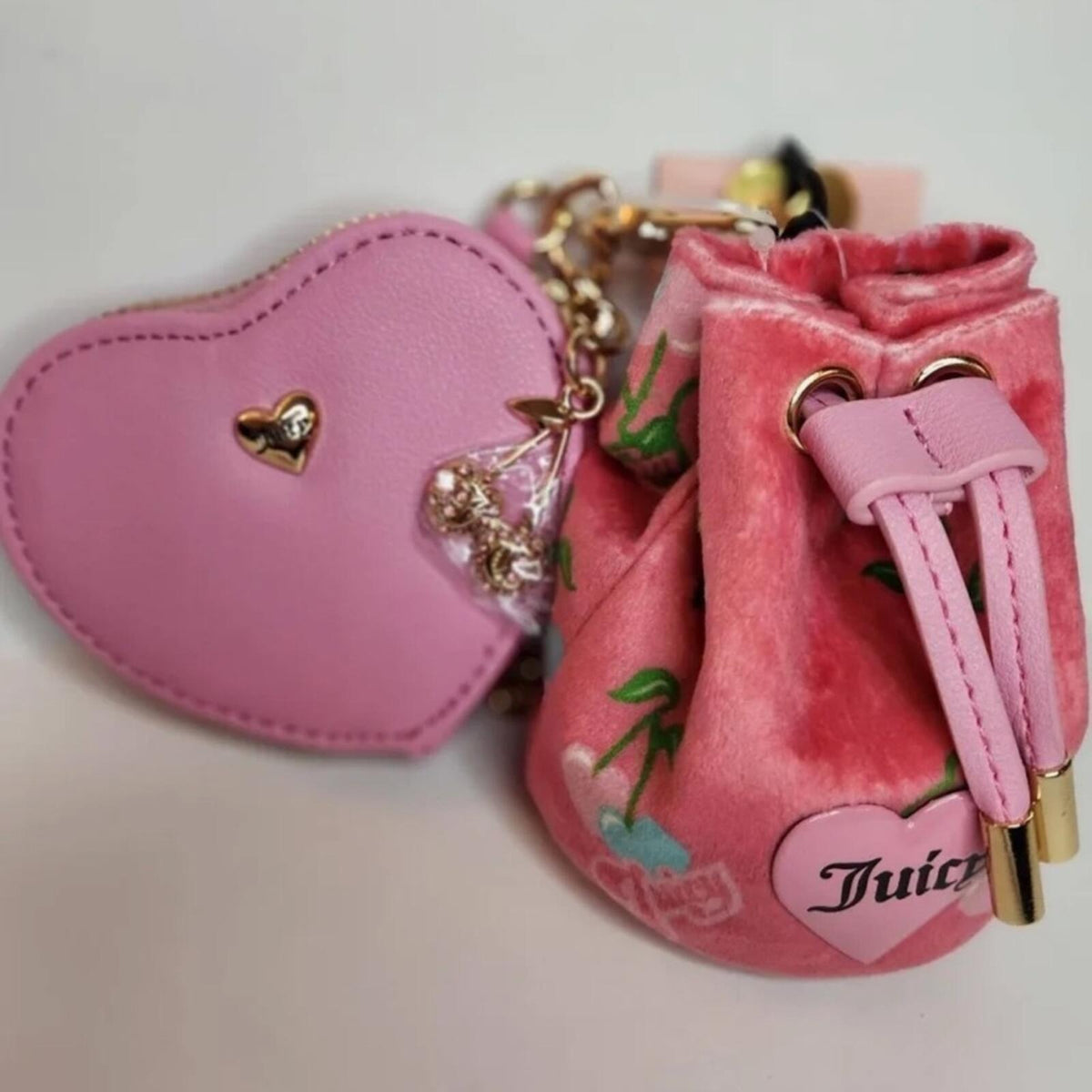 Exclusive JUICY COUTURE PINK HEART MINI DRAWSTRING BAG W CHARM NWT