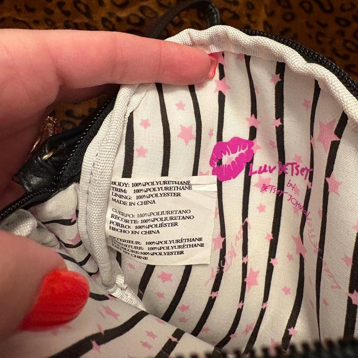 Luv Betsey Johnson Penguin Wristlet Coin Purse Pouch Black Glitter Kawaii