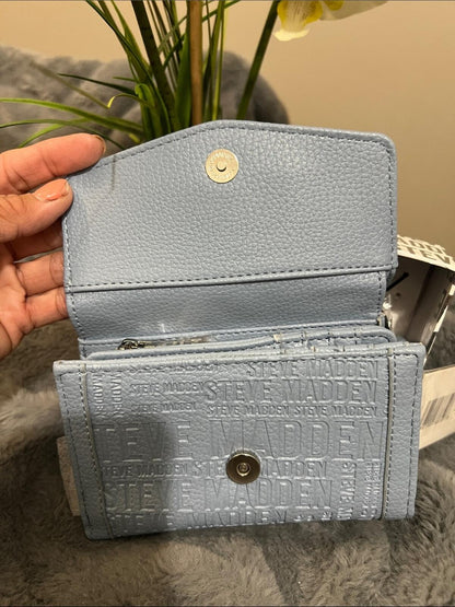 Steve Madden Denim Blue Boxed Brett Wallet - New With Tags